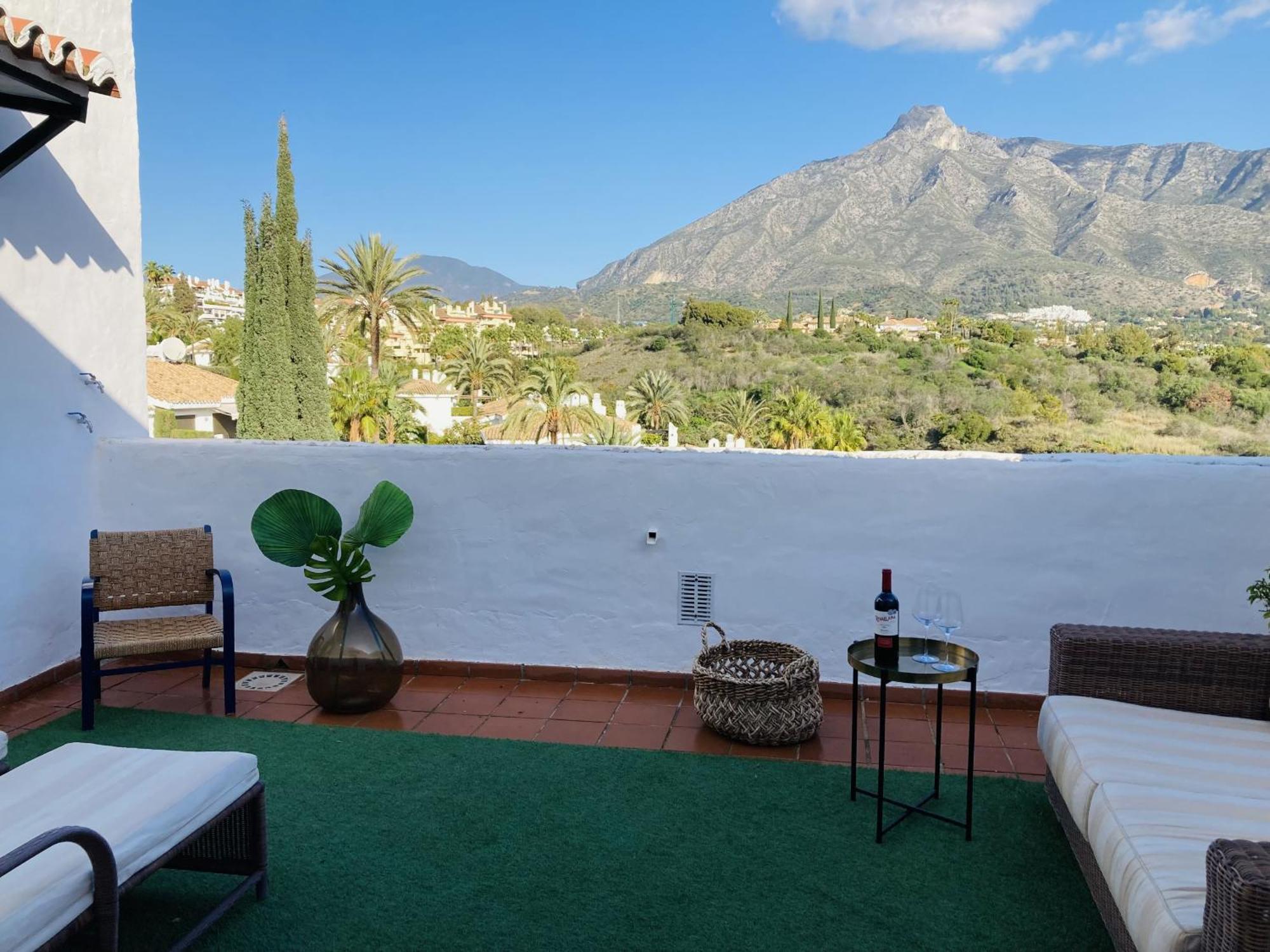 Las Lomas - Pool, Terrace & View Марбелья Экстерьер фото